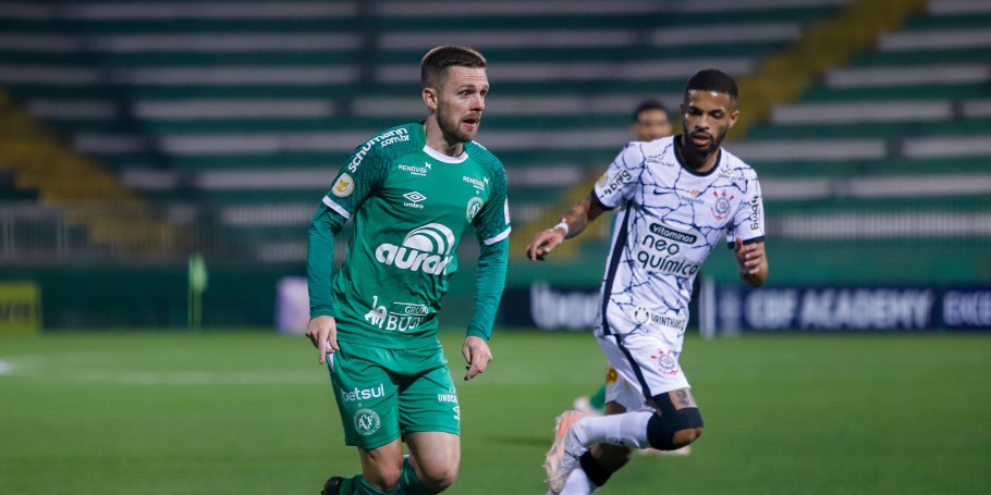 Corinthians e Chapecoense encerram 10ª rodada do Brasileirão Assaí Corinthians e Chapecoense encerram 10ª rodada do Brasileirão Assaí