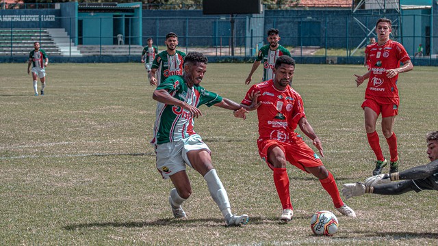 Fluminense-PI x 4 de Julho